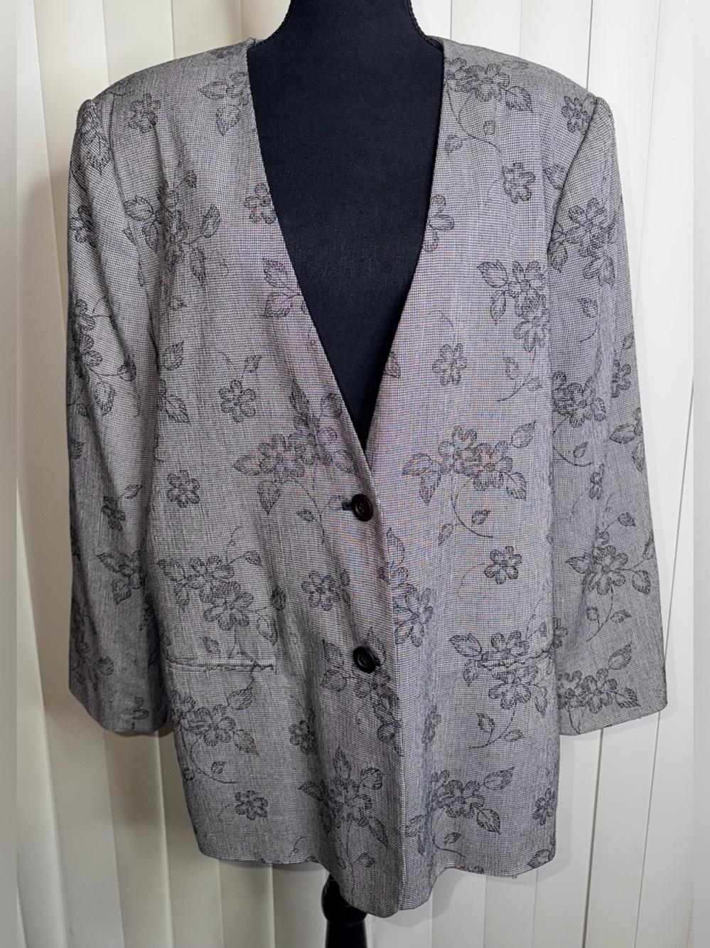 Vintage Joan Leslie Women’s Blazer Black Floral Stitching Shoulder Pads Sz 18W *